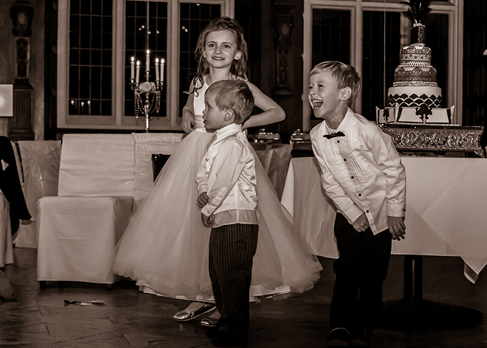 jesmond-dene-house-wedding-photos-children