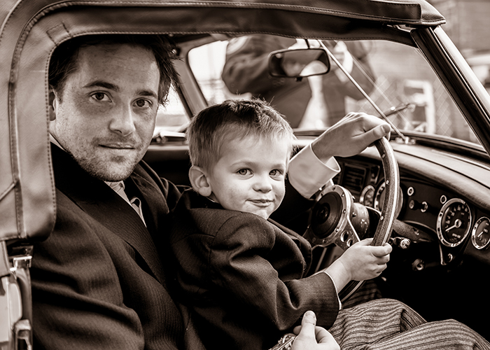 jesmond-dene-house-wedding-photos-mg-car