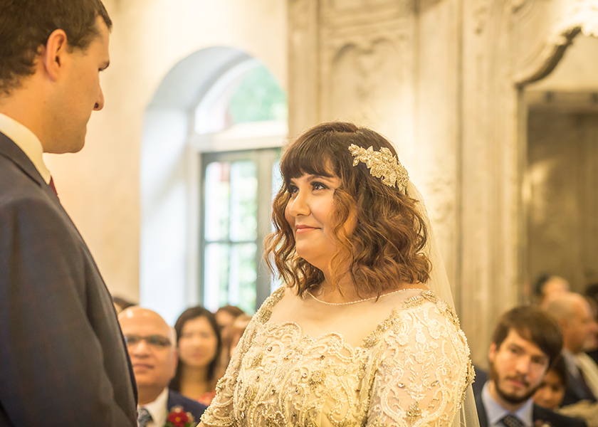 beautiful bride ceremony