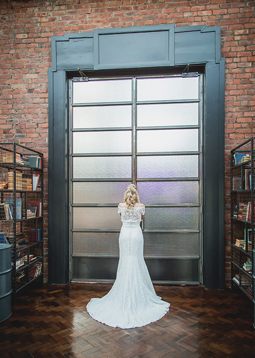 bride opening doors