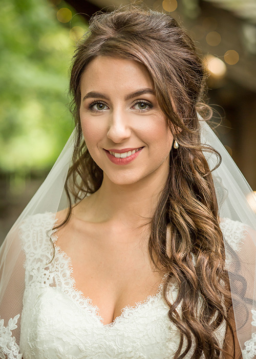 bride portrait alnwick treehouse wedding photo