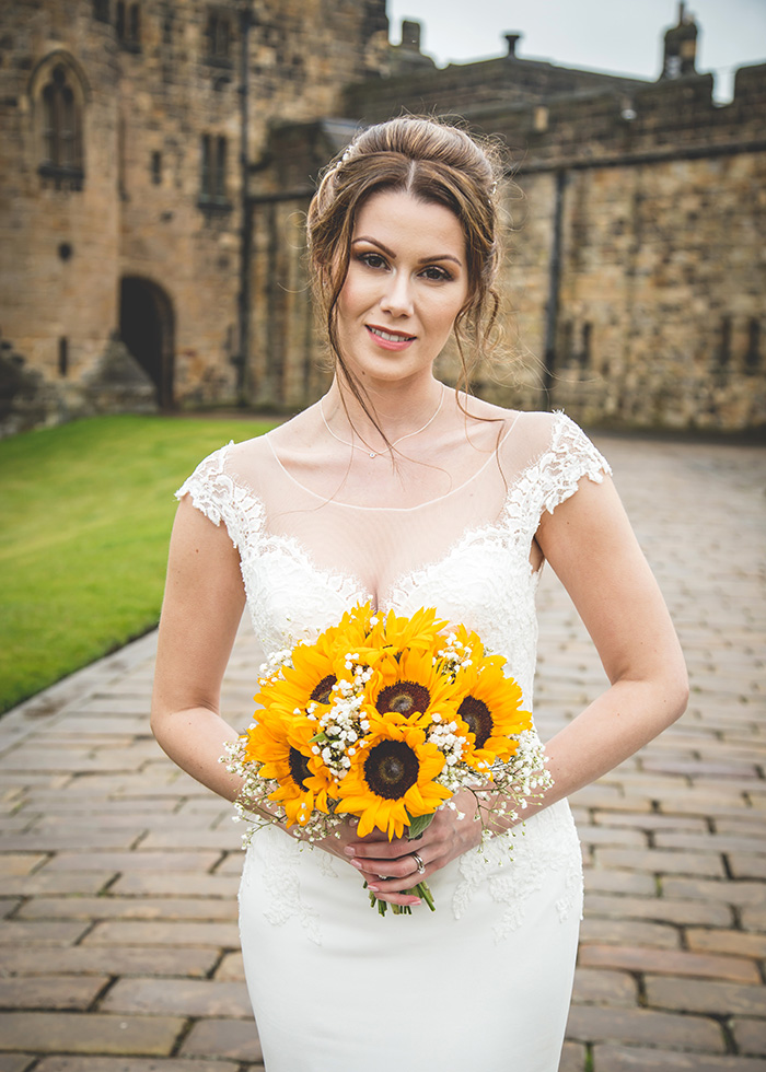 bride portrait at alnwick castle